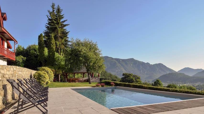 Le Chalet Des Pyrenees St Savin Saint-Savin  Екстер'єр фото